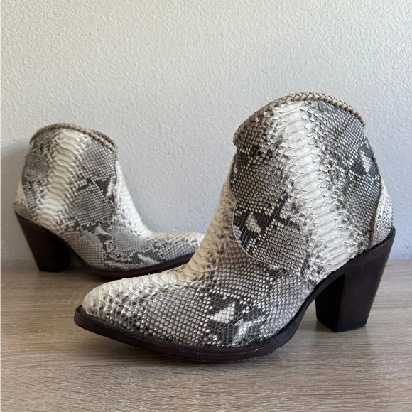 Azulado Kyra natural python snakeskin leather ankle boots women’s Sz 11 - Picture 7 of 9